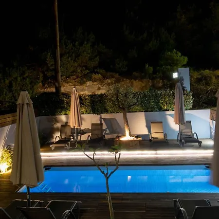 Apartahotel Akalli Luxury 3*