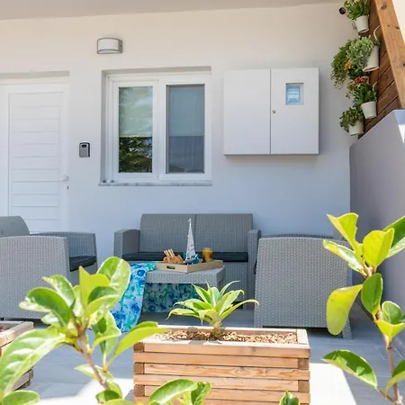 Aparthotel Akalli 4*